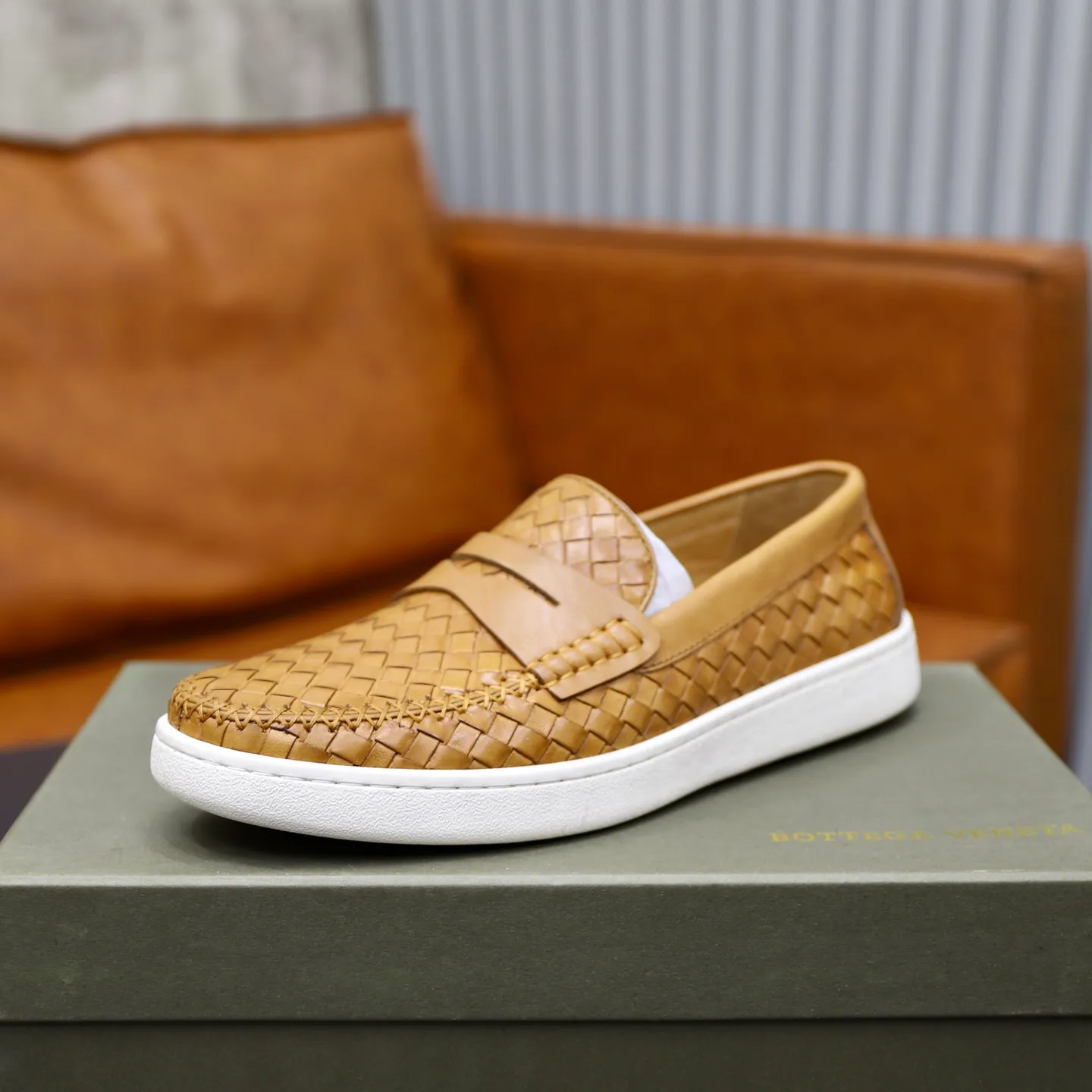 Men's shoes 💰500💰BOTTEG* VENET* - high-end boutique Size: 38-44 (45 custom-made) BV new product, calfskin artificially woven classic style harmoniously blends with contemporary fashion temperament, rubber soles are light and flexible, water-dyed cowhide!